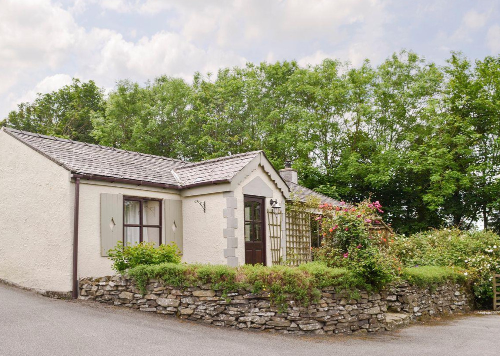 Parc Newydd Cottages in Carmel, Anglesey